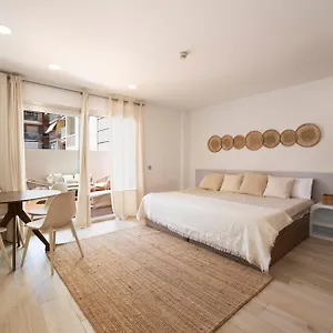 Centric Apartahotel